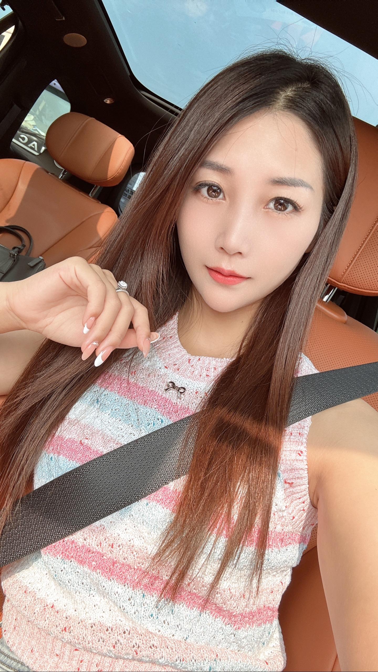 人生总是这样，得失无常，再美好的东西，也无法拥有太久。再痛苦的东西也会...