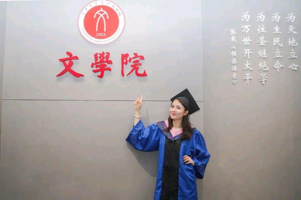 突然爆火！华师女生苏比刷屏全网！网友：看哭了究竟是什么样的事迹让华师女生苏比突然