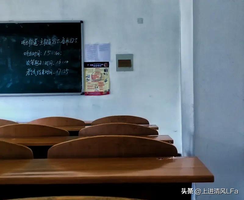 学习不是被动接受，而是主动探索的旅程。课堂上紧跟思路，课后拓展阅读，在错题中总结