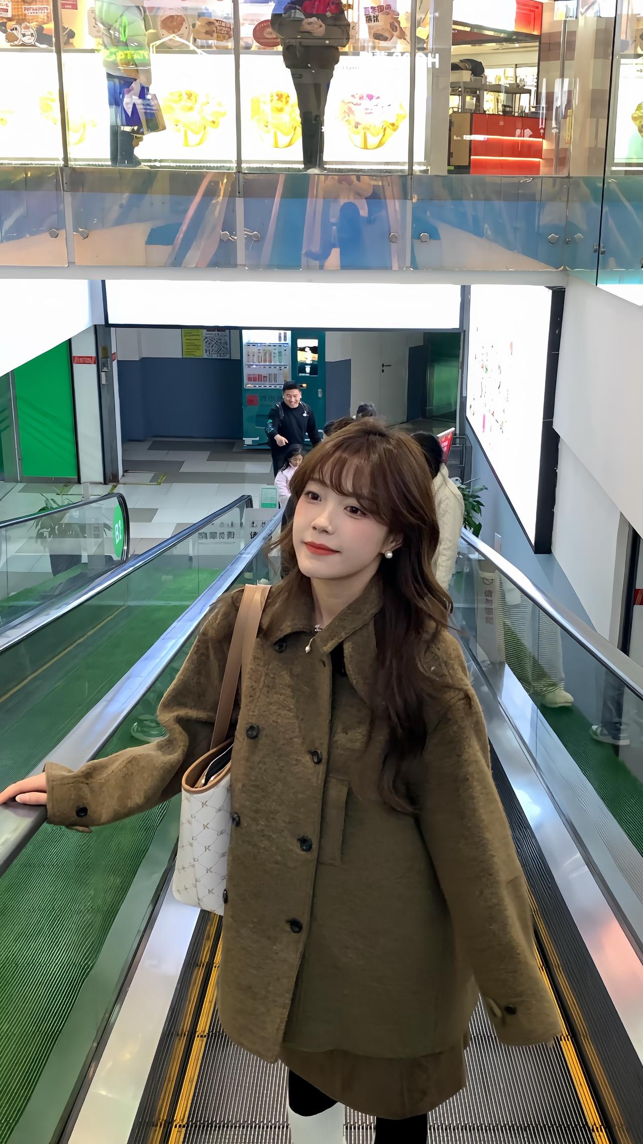 从未攀过雪山 所以以为 天会继续晴
ootd穿搭 穿搭pov  剪吊牌最快的一次