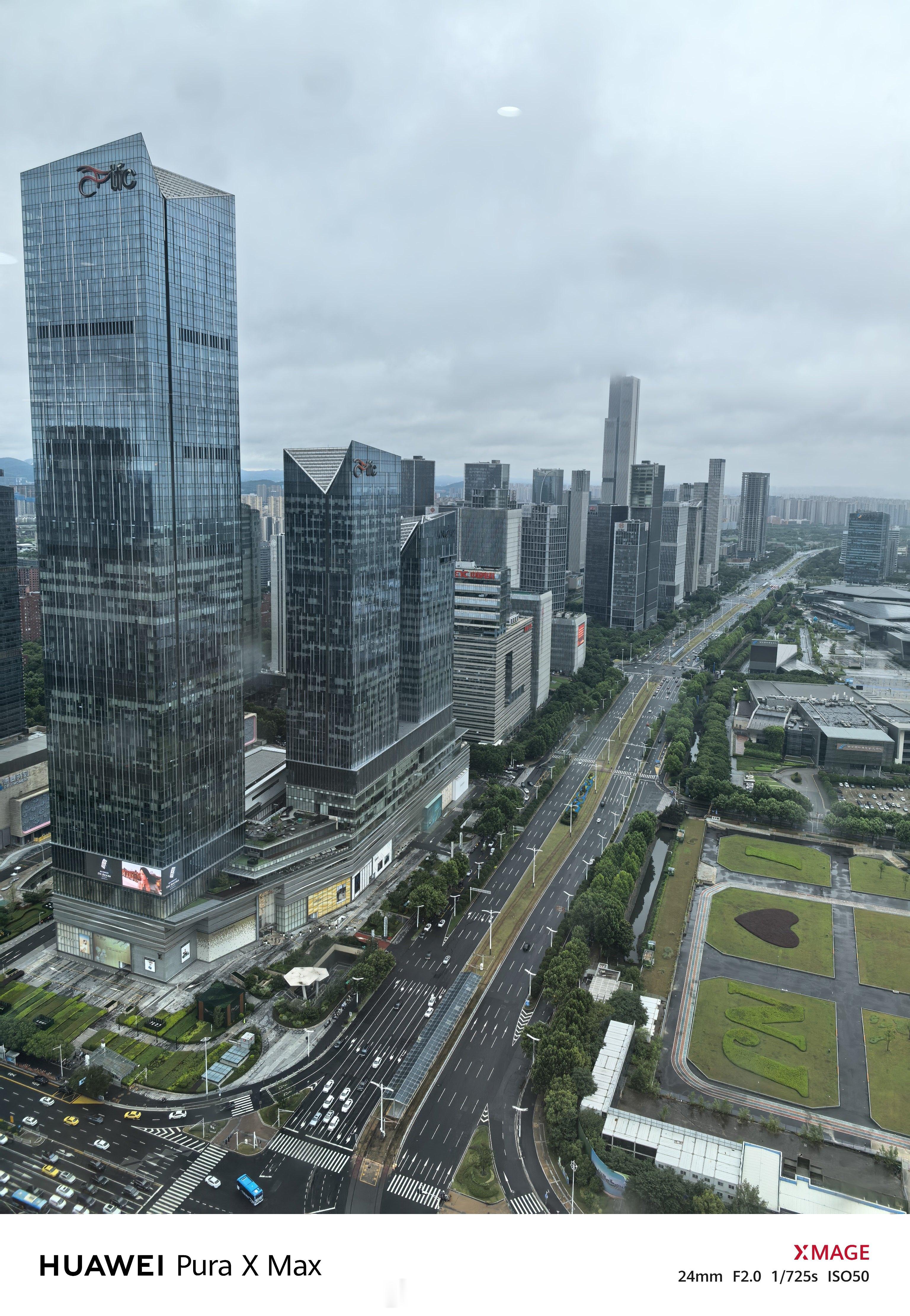 雨都停了 这片天灰什么呢 南京