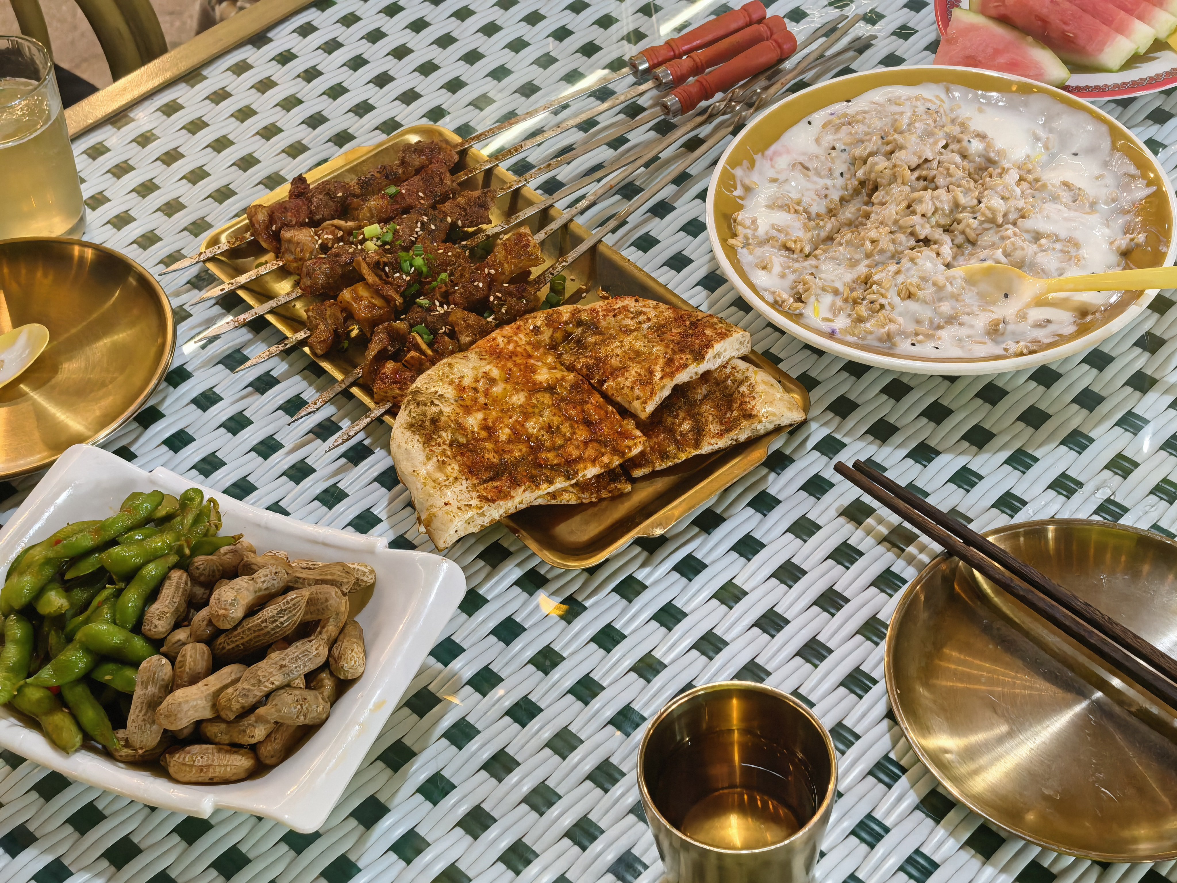 就这样把肉吃瓷实