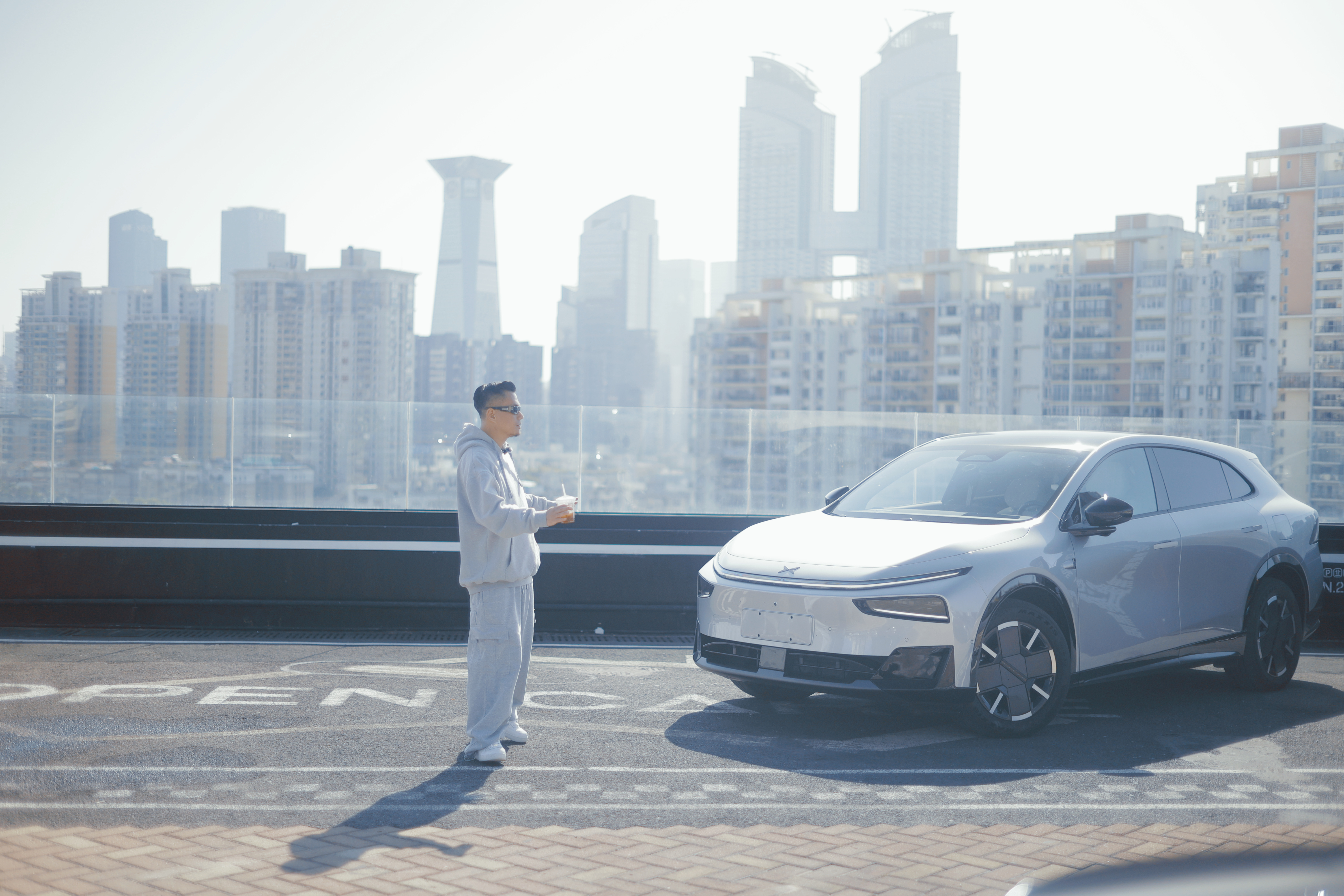 小鹏G7超级增程拍摄告一段落咯，接下来几天继续小鹏新年四车齐发小鹏第二代VLA将