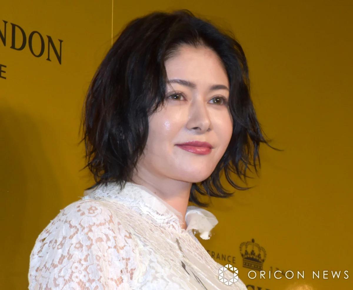 日娱新闻  演员真木阳子（42岁）于2月14日更新了自己的Instagram，公