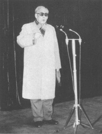 20世纪80年代，在一次由农工民主党上海市委举办的春节联欢会上，时任农工民主党中
