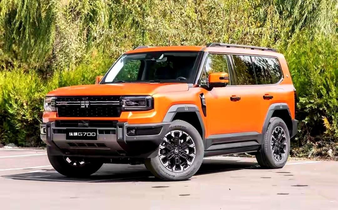 国产越野车又出“王炸”！
捷途纵横G700一登场，直接对标奔驰大G、仰望U8，参