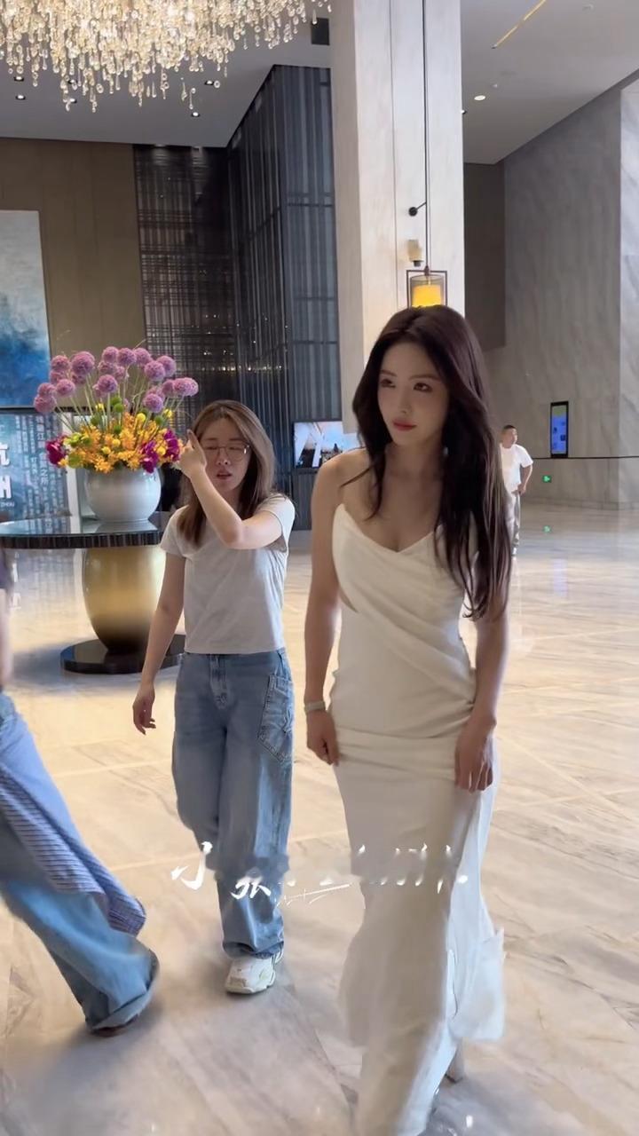 蔡文静丨小说女主走进现实了