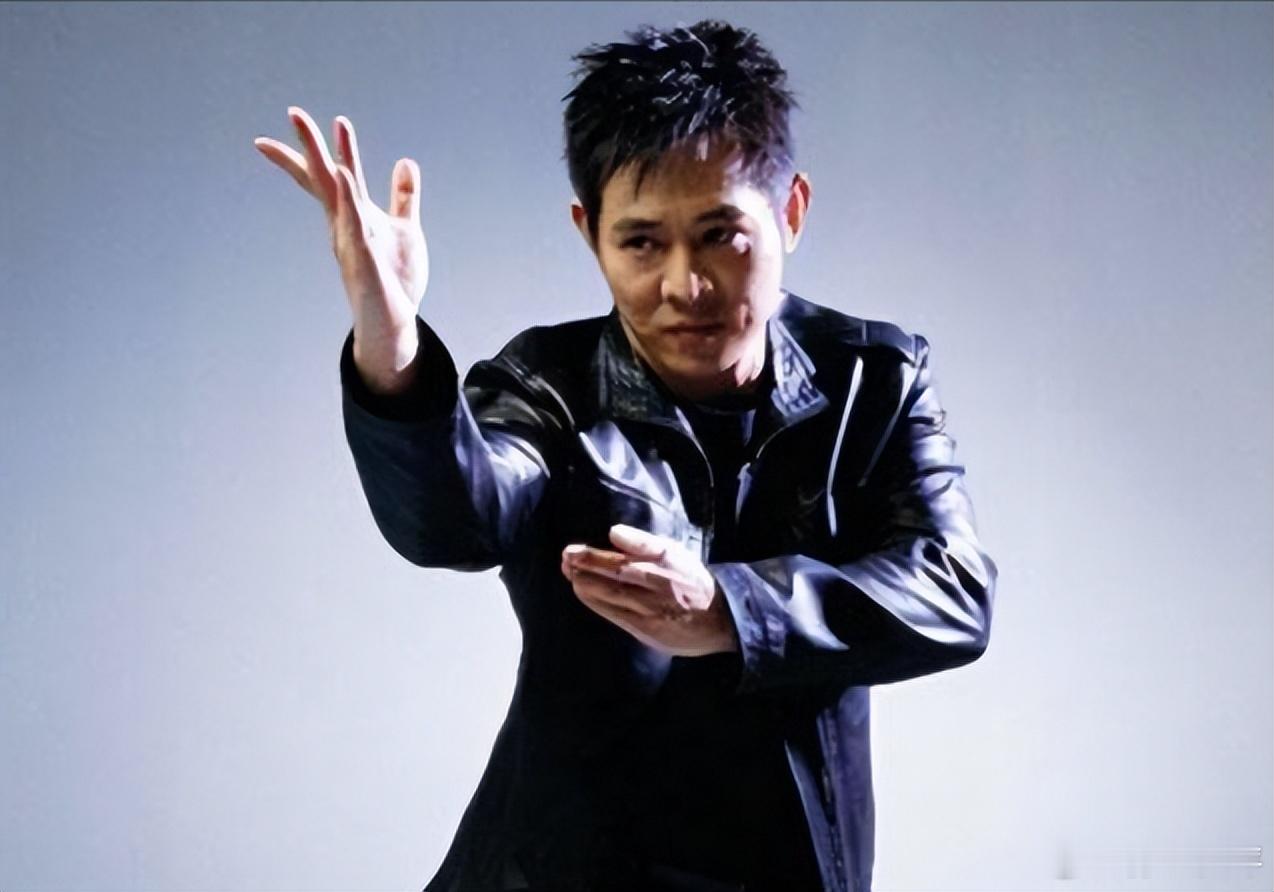 【李连杰为何从功夫巨星转身禅修？孙玉良：真正内功是修成心态安然】李连杰这个名字，
