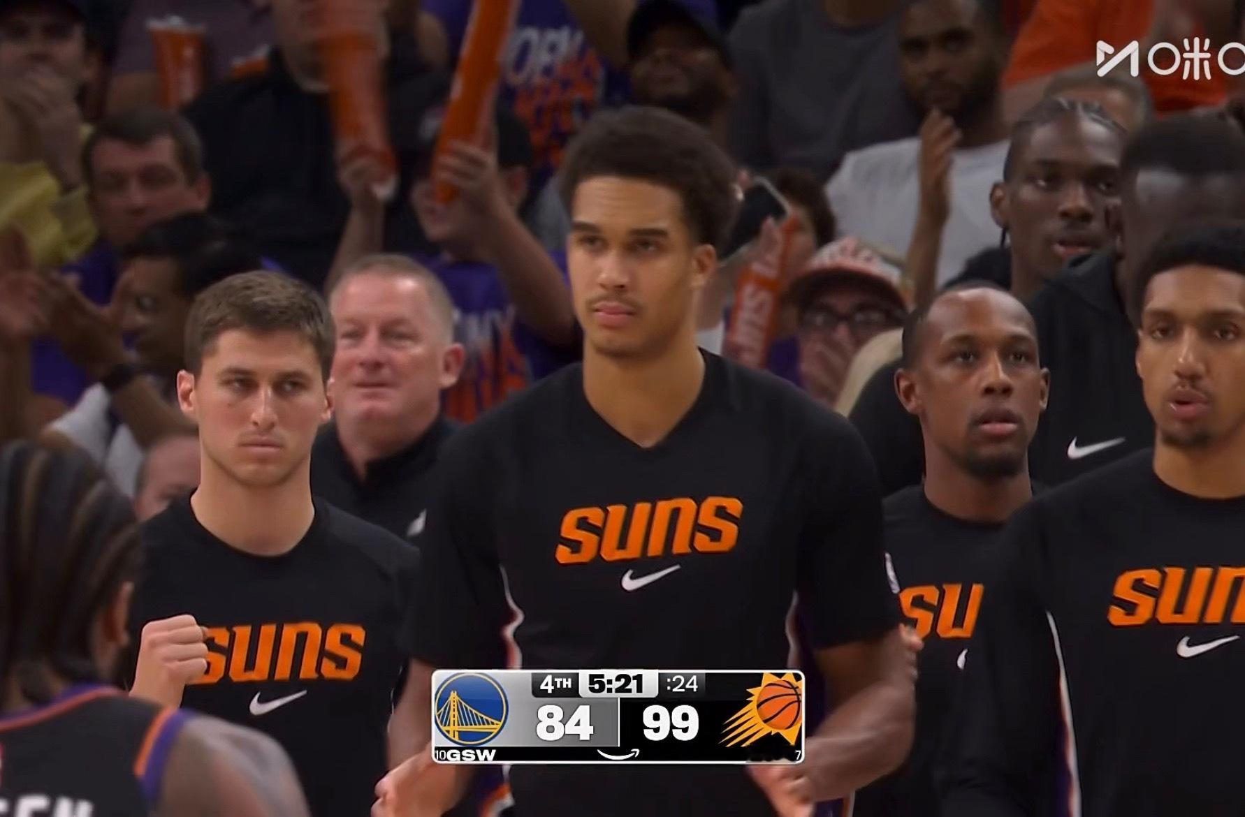 最后5分钟了……勇士的赛季难道要结束了，没有黑10了。勇士vs太阳nba附加赛