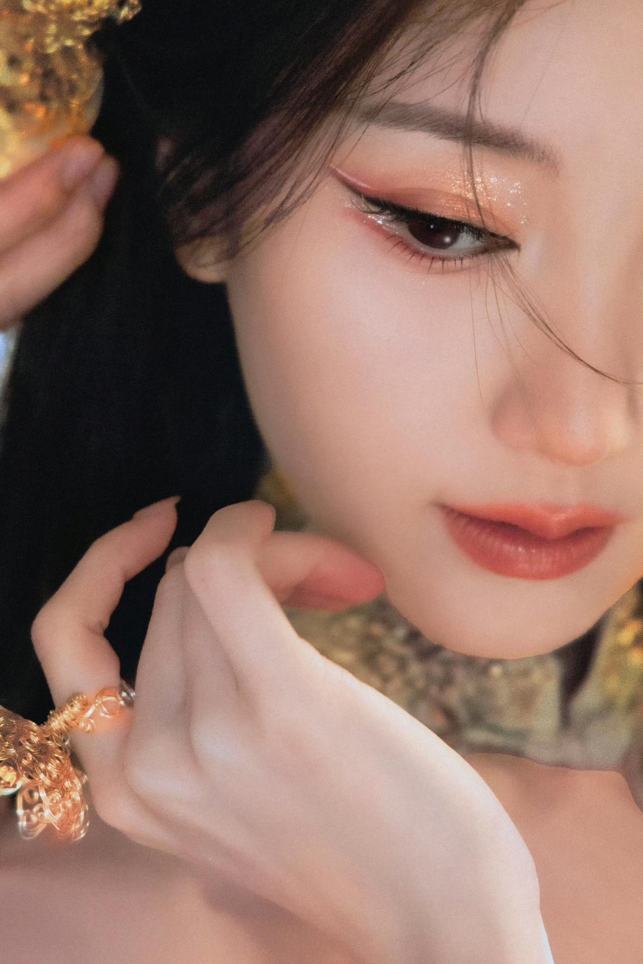 什么叫有韵味的女人成熟美人穿搭写真