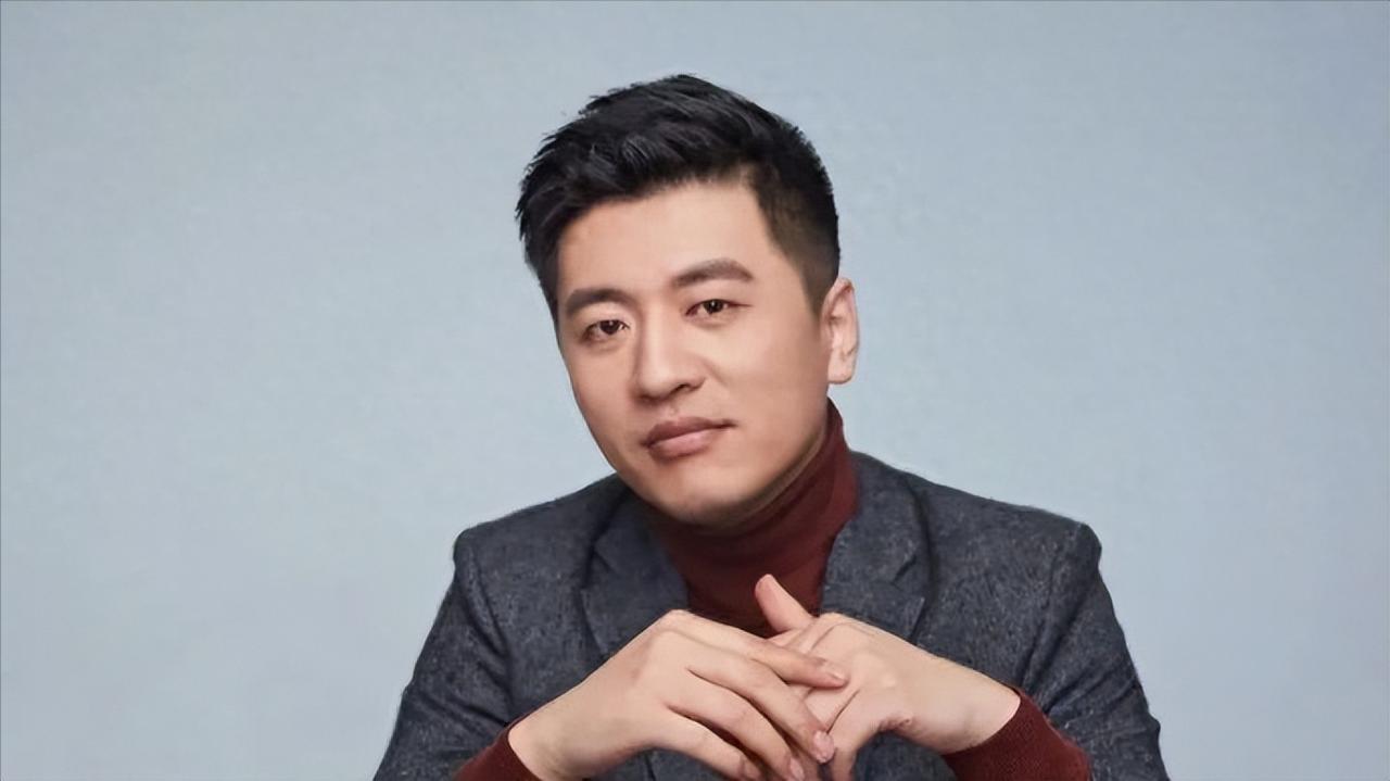 抢救无效，年仅41岁的张雪峰离世！
 
3月24日的深夜，一则讣告划破网络平静，