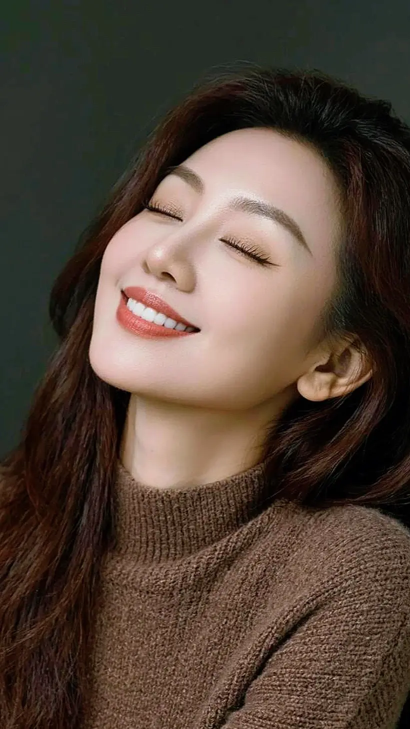 AI低饱和肖像 随变ai随便玩 玩法达人广告分成伙伴计划