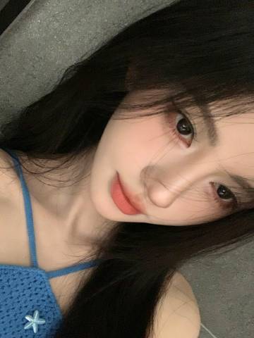 鞠婧祎海蓝星星吊带鞠婧祎的夏日清凉美学鞠婧祎这组美照太吸睛！海蓝色星星吊带精致灵