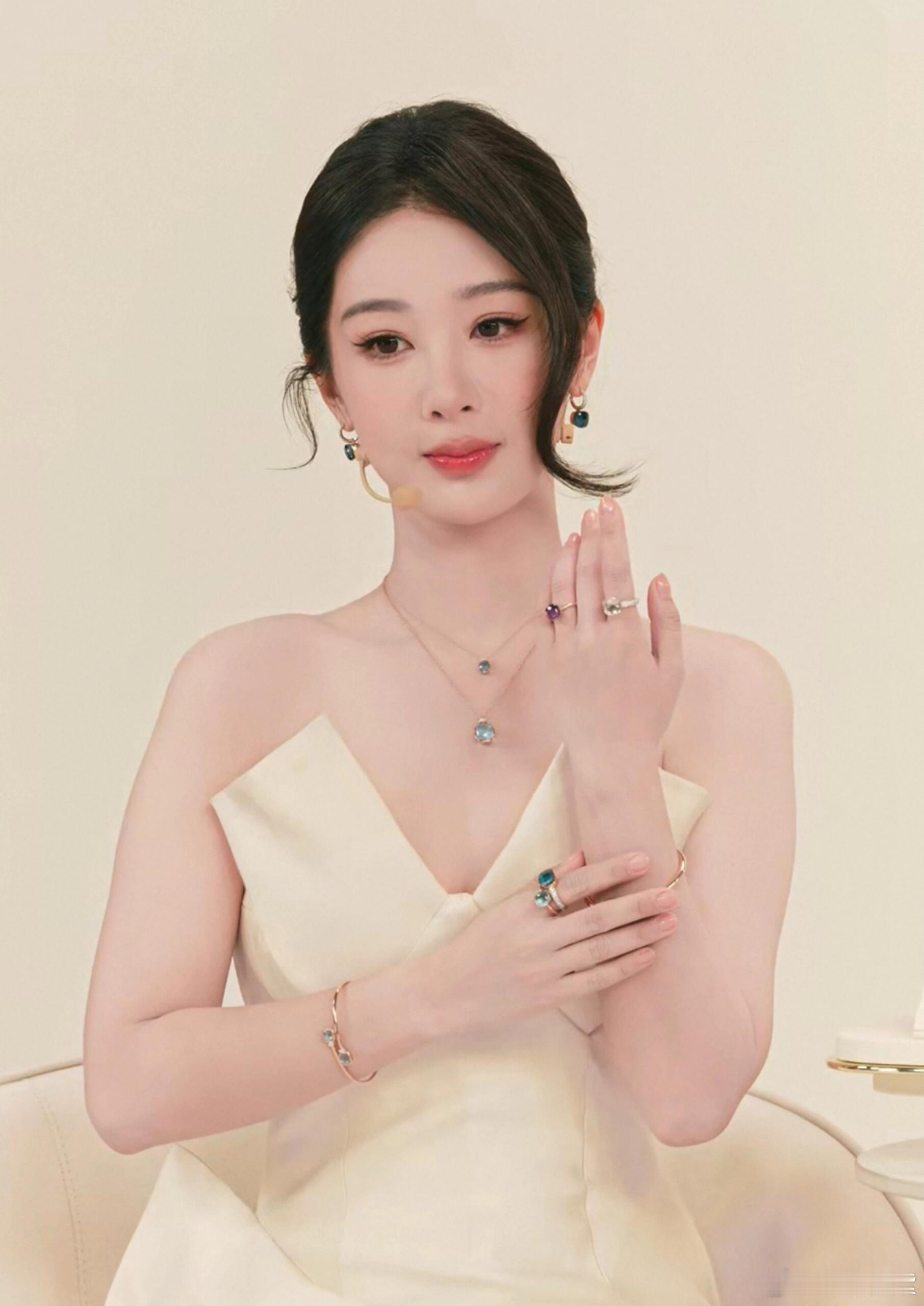 杨紫  早安，美丽的公主