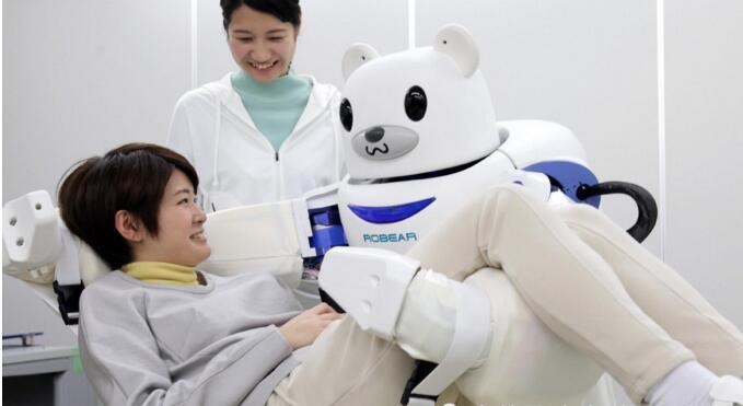 这组数据让无数家庭揪心：目前国内养老护理专业人才缺口高达千万级，而每年相关专业毕