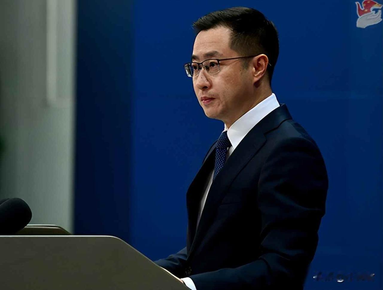 国际上都在看着，发展中国家也该想清楚了，一味跟着西方走，迟早要吃亏，中国一直说要