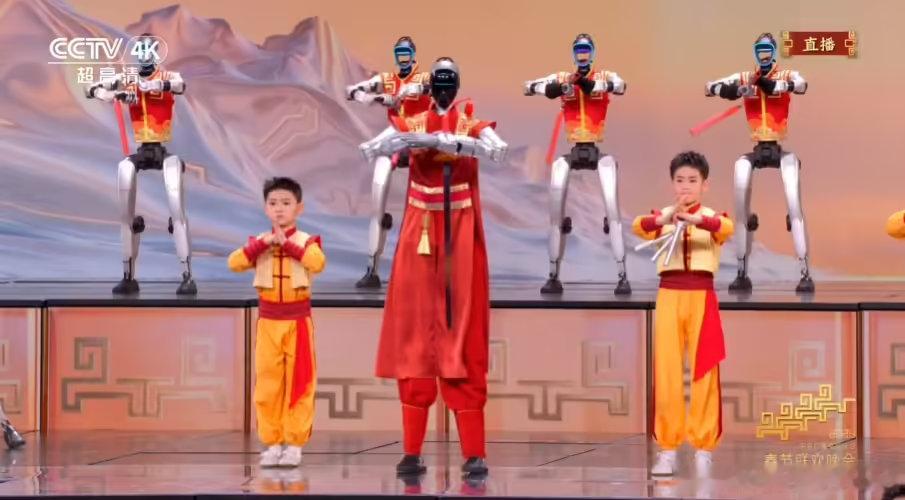 【宇树王兴兴发声】 2月16日，宇树科技创始人王兴兴表示，今年机器人在快速奔跑中