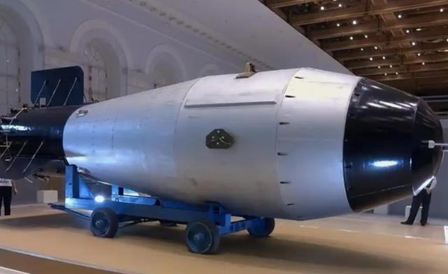 日本造核武，美国不拦，谁也拦不了！中俄本来有能力拦，因为美国，最终还是拦不了，这