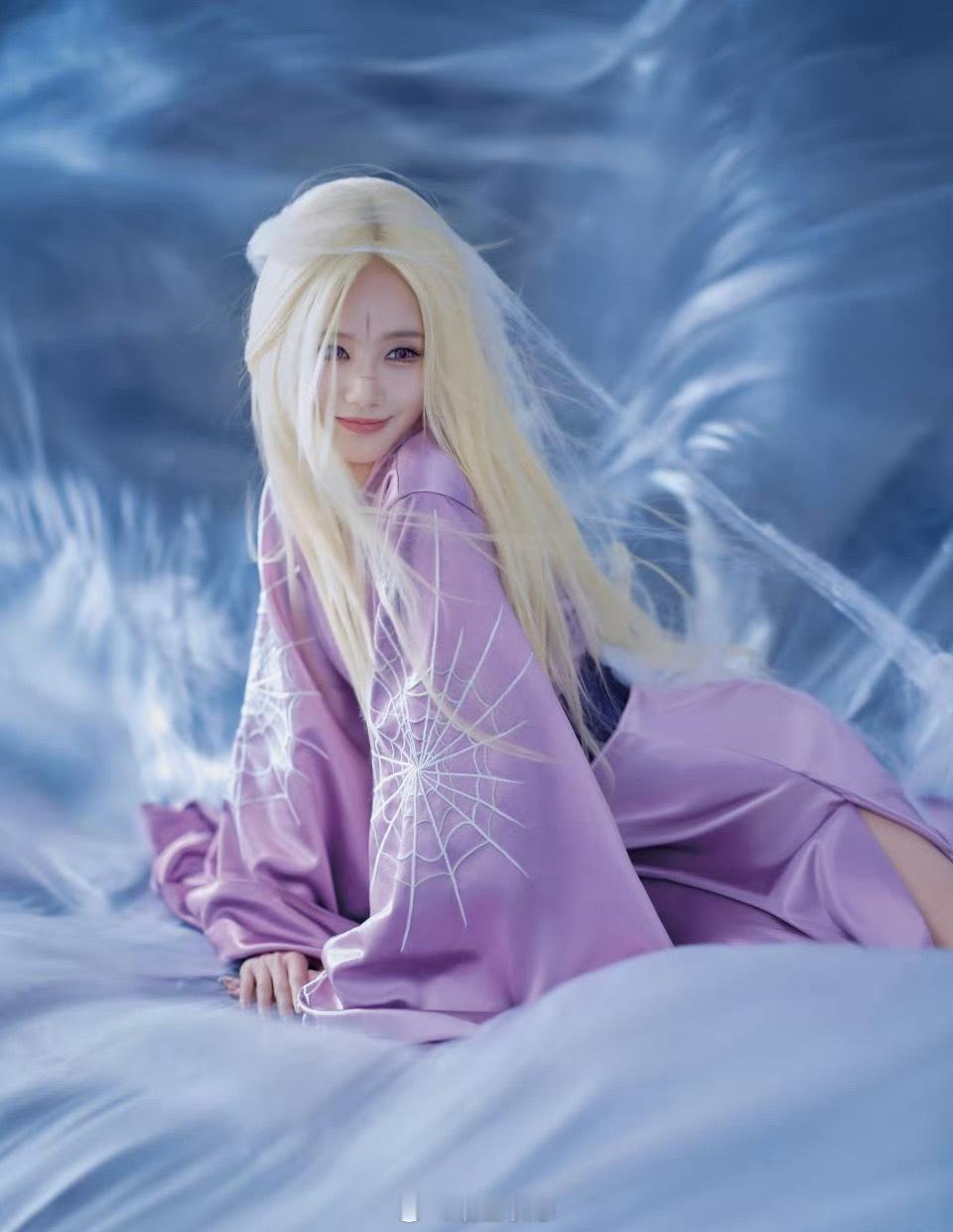 金发李一桐一眼看上去还以为是赵丽颖[允悲] ​​​