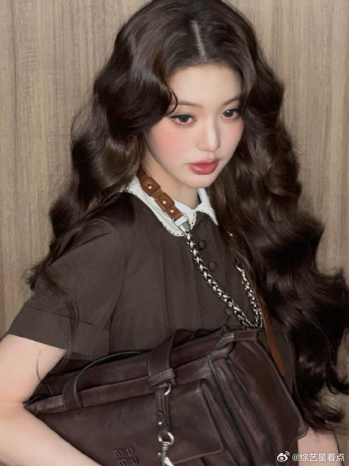 张元英miumiu洋娃娃 张元英造型真的是太美了吧，简直就是miumiu洋娃娃，