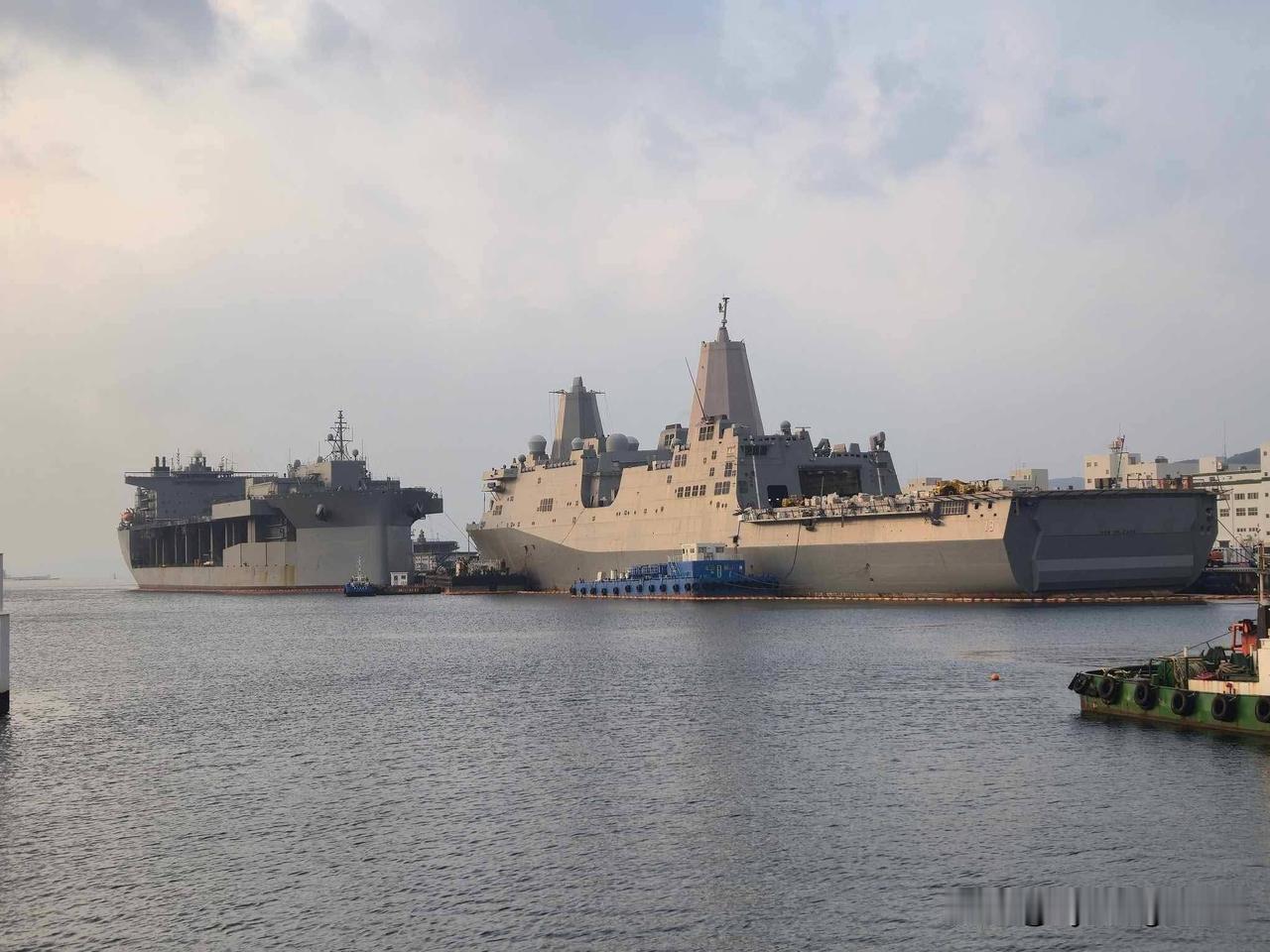 🇺🇸美国海军远征机动基地舰“米格尔·基思”号（ESB 5）于2026年1月1