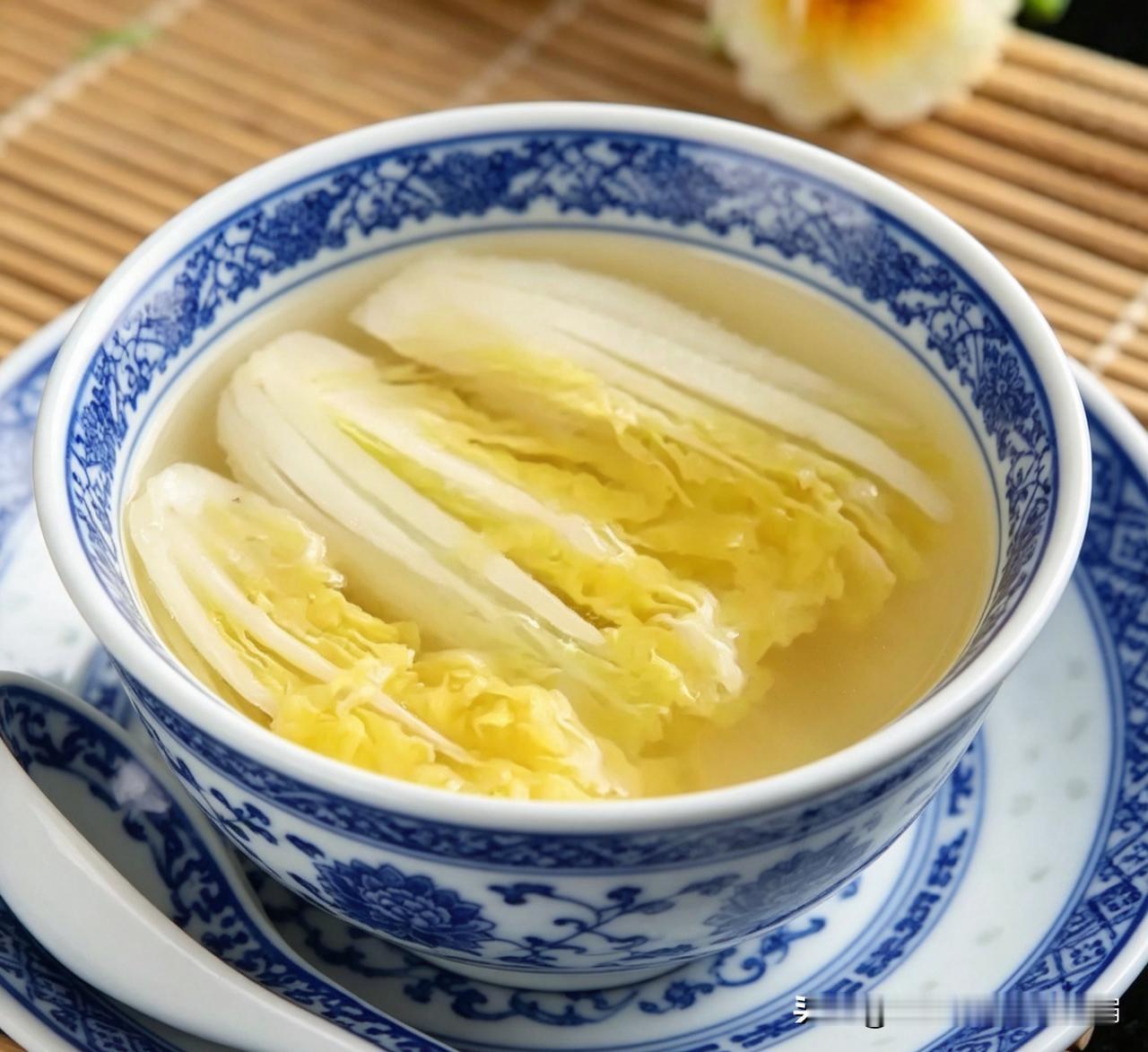 都说本帮菜讲究“浓油赤酱”，其实我们川菜也一样，虽然号称24种味型，其实还是重口