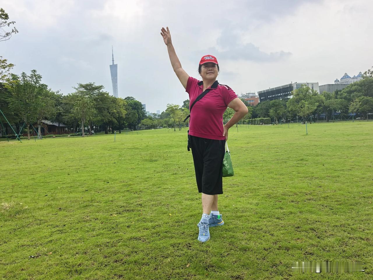 在二沙岛上的吃喝玩乐
秋日随手拍
地铁十二号线总站就是二沙岛，从我家过去只需一站
