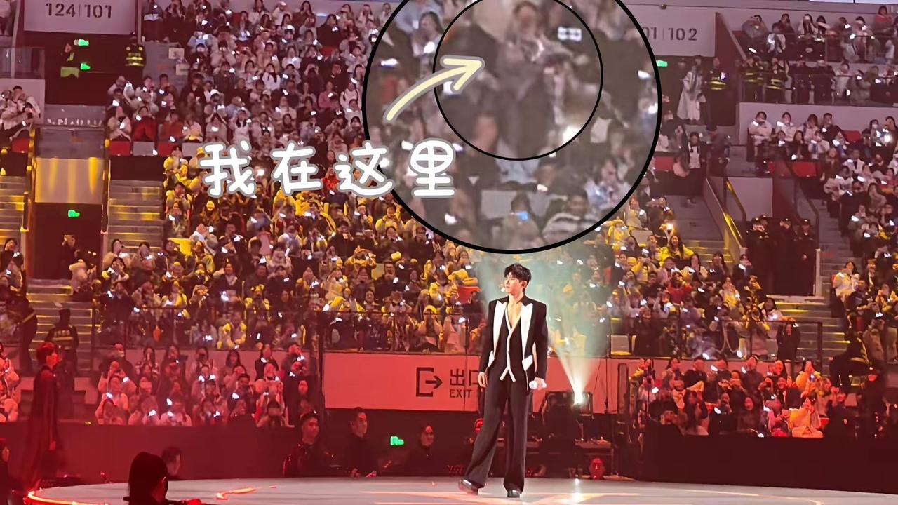 我可以跟在你身后像影子追着光梦游我可以等在这路口不管你会不会经过@Jason张杰