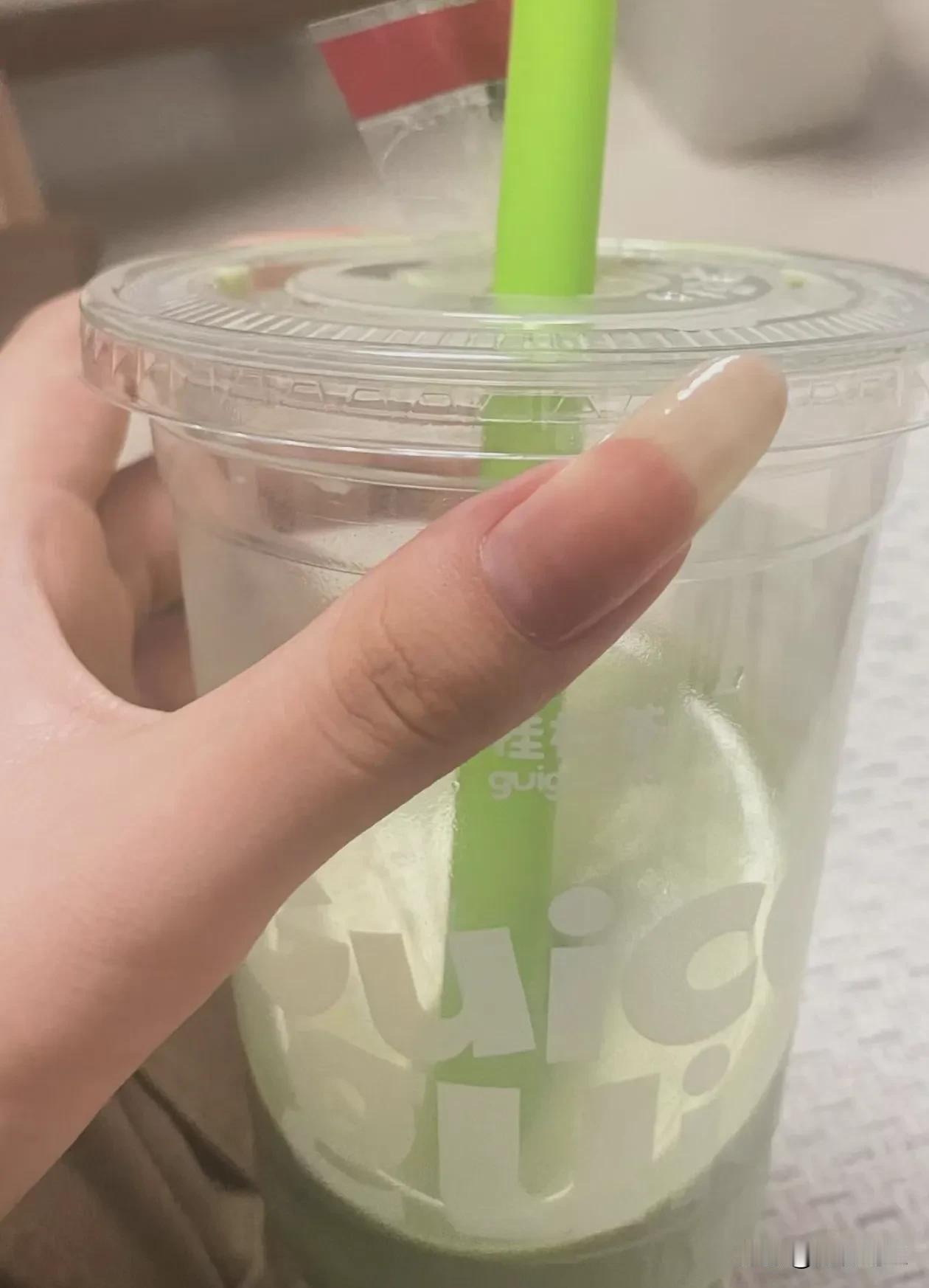 好美的手手
