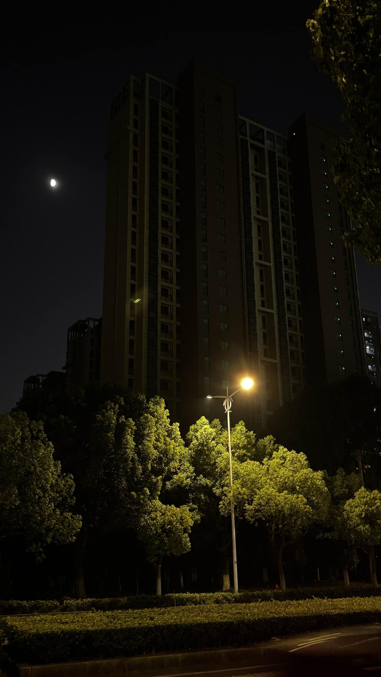 分享一张你的城市夜景照片