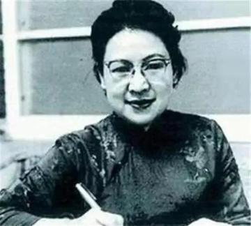 1942年，著名女作家沉樱正怀3胎时，得知丈夫把全部家当了3万块，拿去给戏子赎身