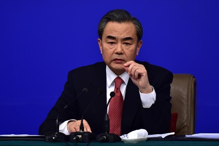 成了，王毅确认去菲律宾。7月20日，中国外交部正式宣布，中国外交部长王毅将于7月