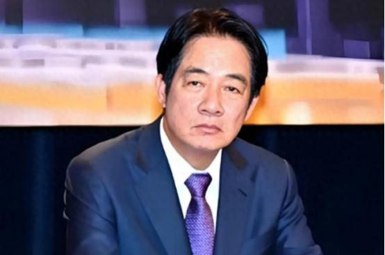 赖清德昨晚（12月23日晚）用中日文双语发文写道：“今天很高兴，接连与铃木馨祐众