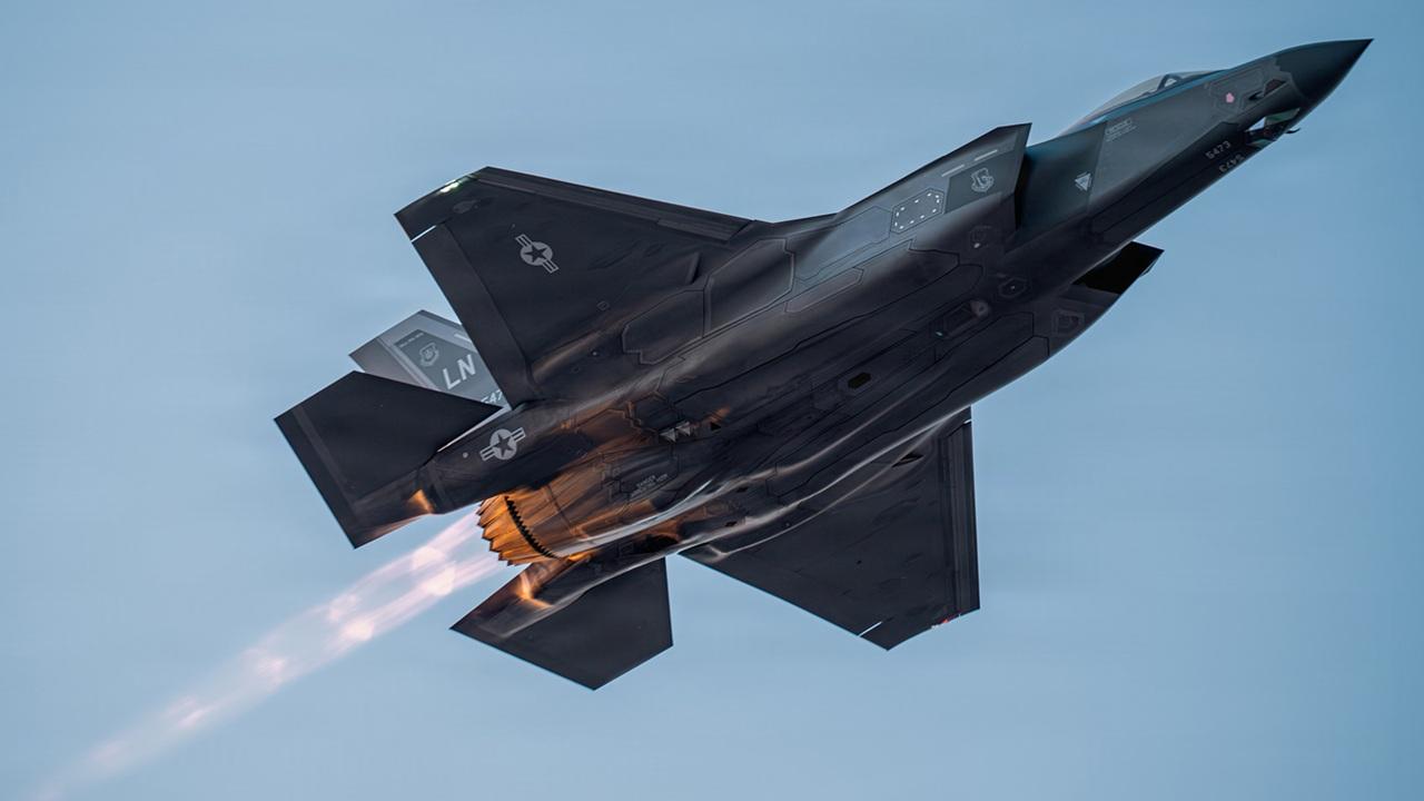 F35被击落，美国空军的战损来到20架。
F35被击落已经闹翻了天，加上萨德系统