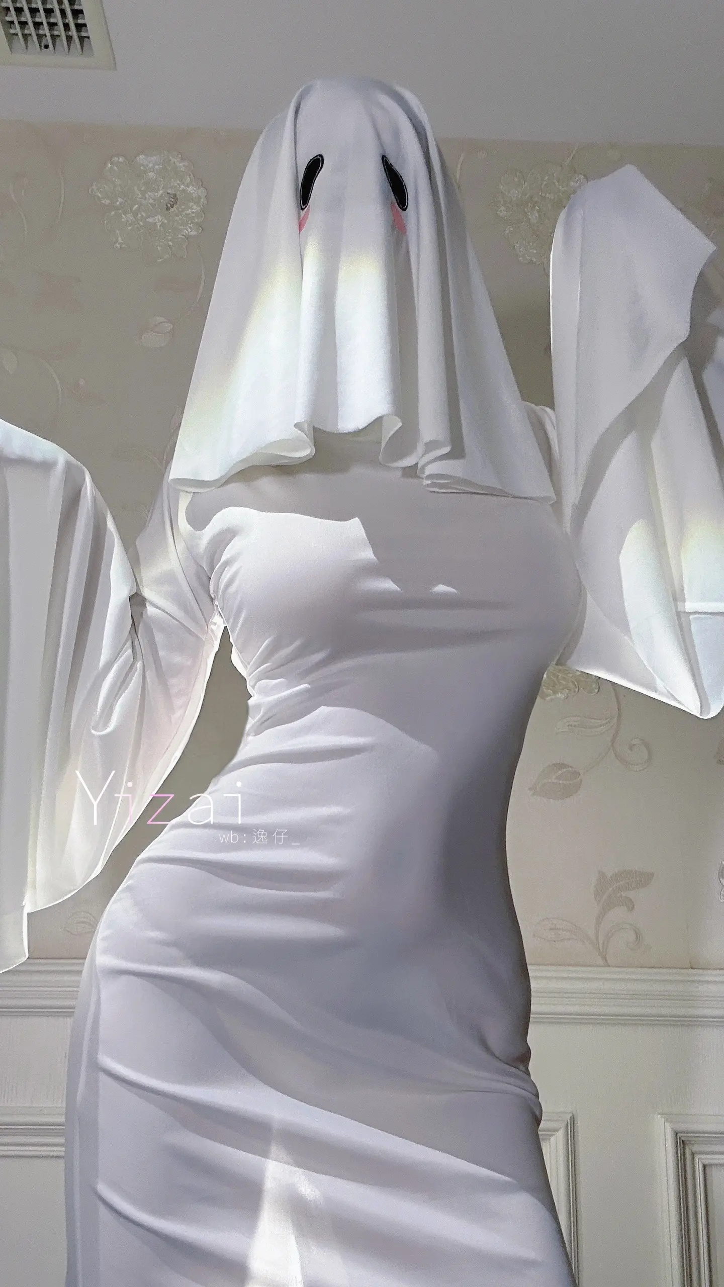 不给糖就捣蛋👻。