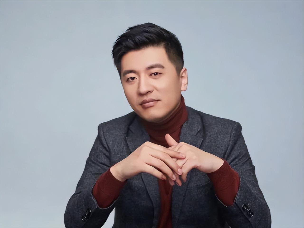 41 岁的张雪峰，说没就没了！

3 月 24 号下午，他公司突然发讣告，说他心