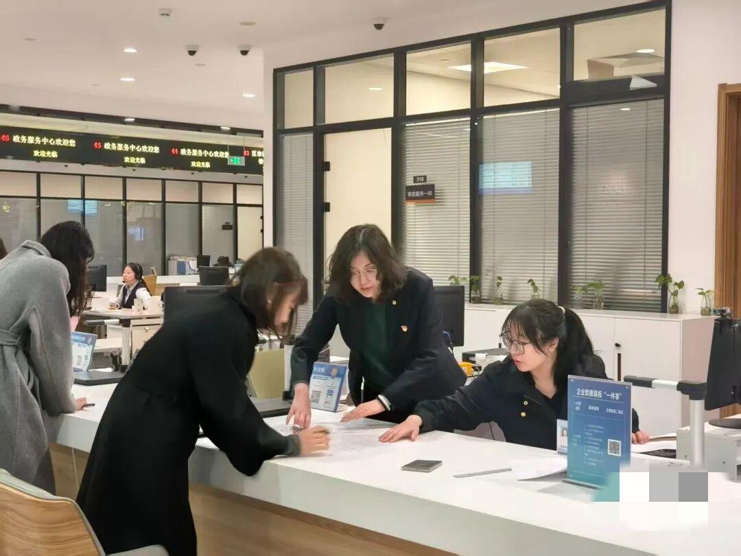 近日，青岛市首家外资OPC公司——青岛斯诺工艺品设计有限公司完成注册登记，正式落