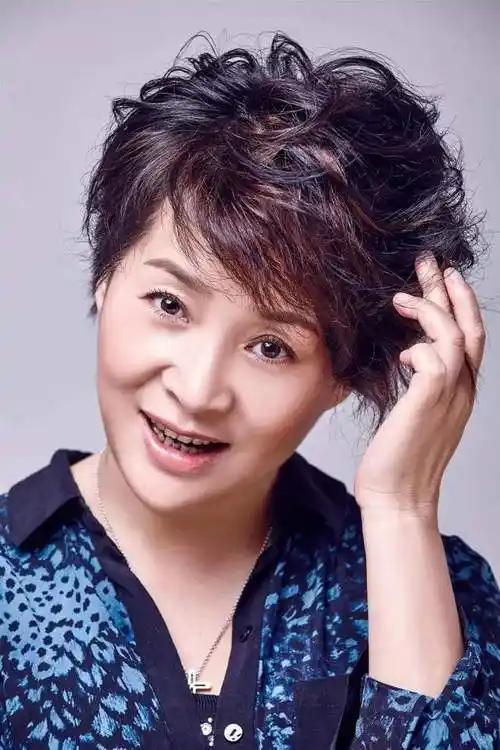 原来她是张凯丽的妹妹，这个演员选得真好。

《好好的时光》里，方亮终于向庄好好表