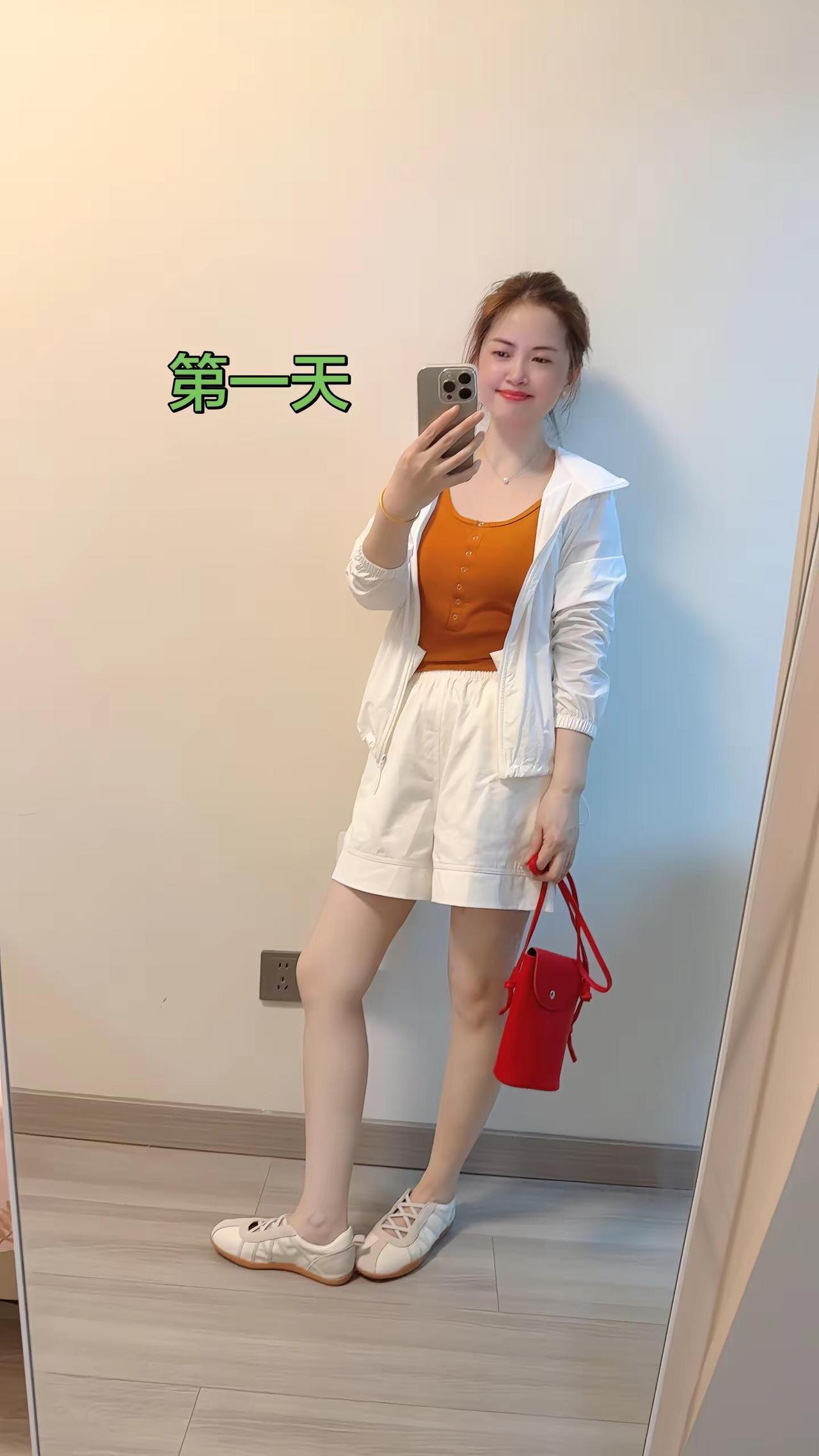 155小个子 挑战嘿嘿家一周穿搭不重样，简简单单才是最高级的穿搭嘿嘿服饰 小个子