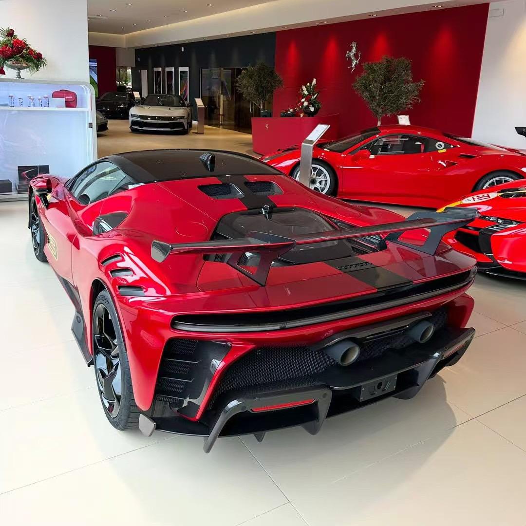 男孩从未长大，只是玩具变得越来越大！