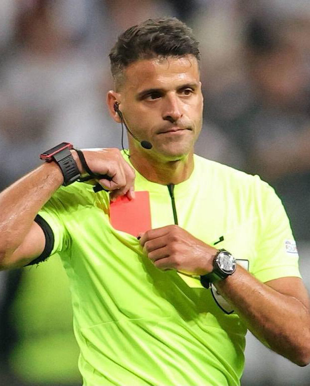 吉尔·曼萨诺将执法皇马vs埃尔切的比赛！西甲联赛halamadrid