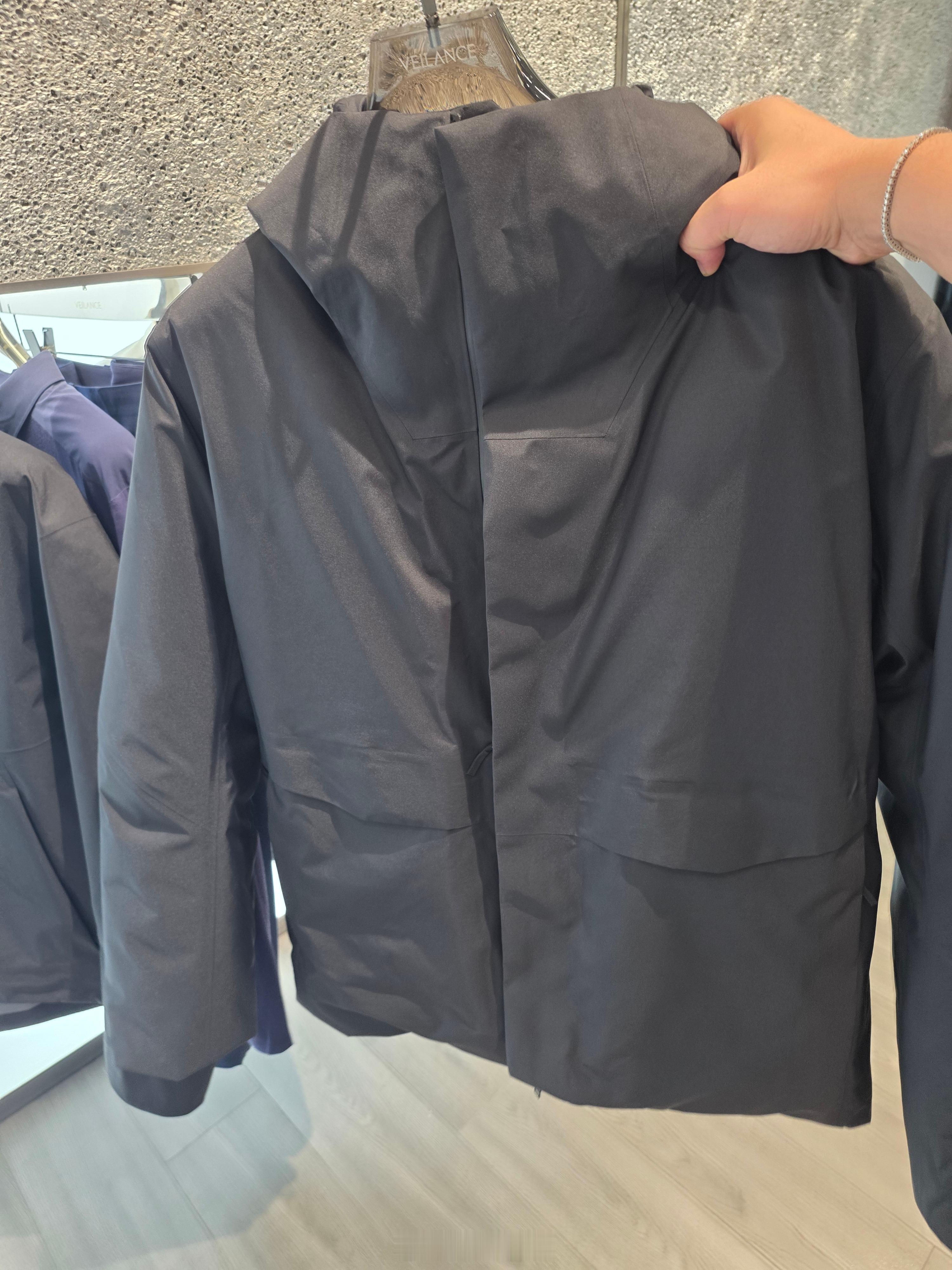 这东西16000 谁会买呢[微笑] ​​​