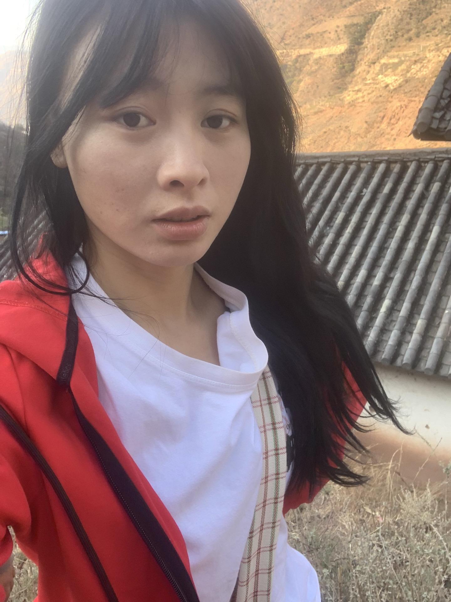 有点冷