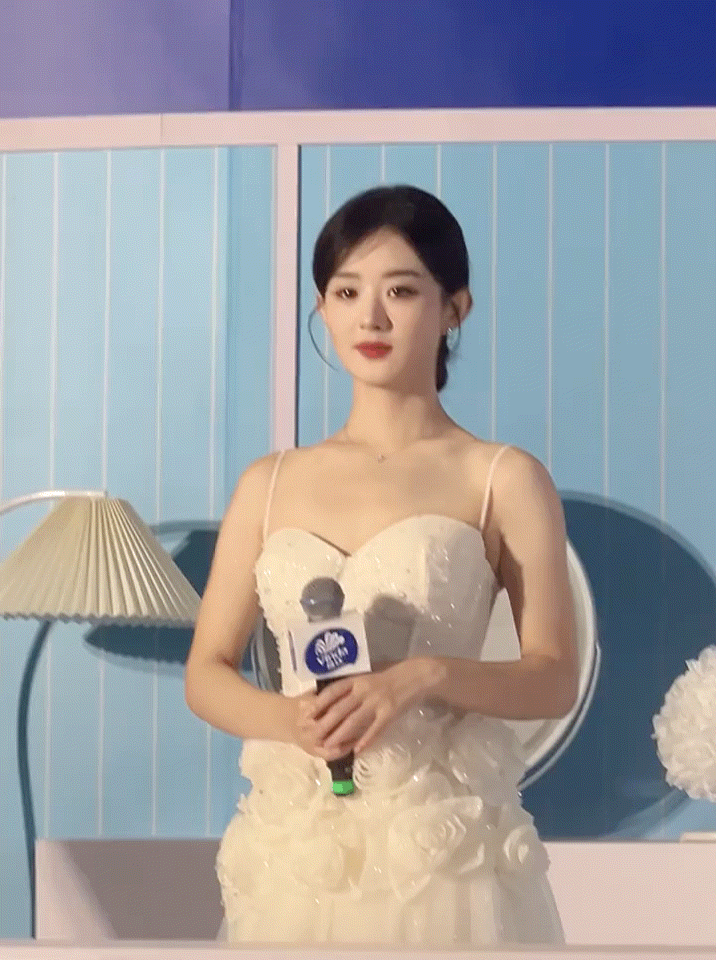 赵丽颖赵丽颖乔妍赵丽颖 电影乔妍的心事 “一帆风顺不算成长 我要你逆流而上” "
