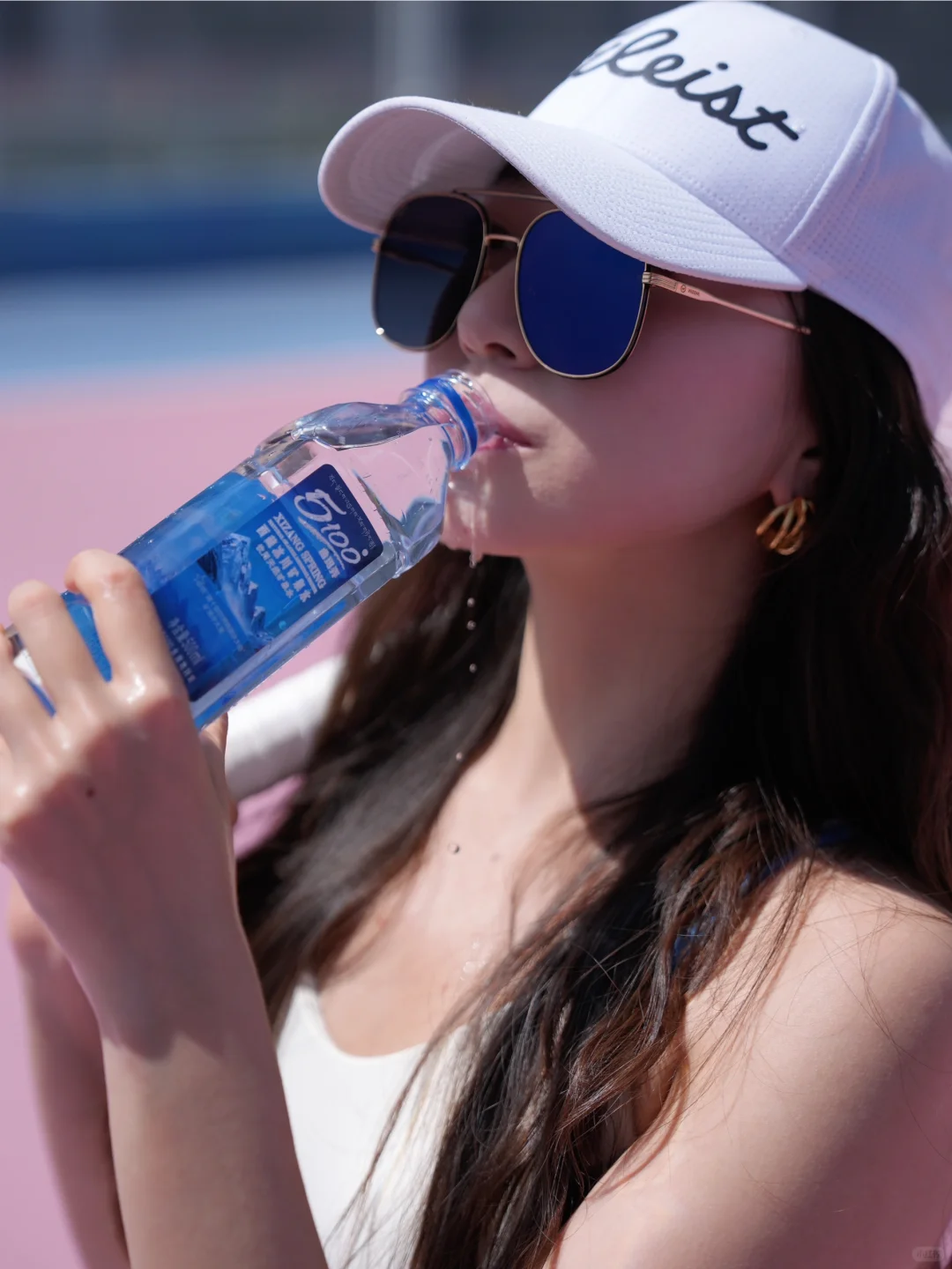 🎾38度打室外让我严重缺水！！