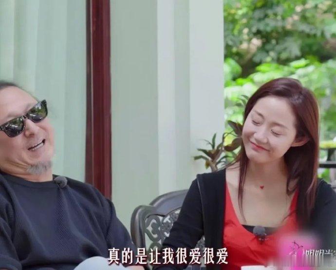 刘欢是三宝万千惠的婚礼司仪 音乐知己一别，令人怅然。刘欢曾带病为三宝夫妇证婚，也