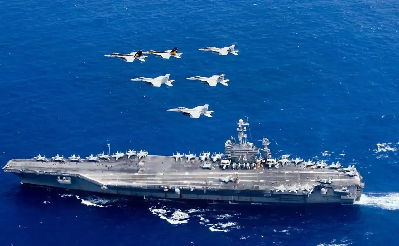 美国必须得考虑清楚，一旦开战，万一自家的林肯号航母，在伊朗高超音速导弹和反舰导弹
