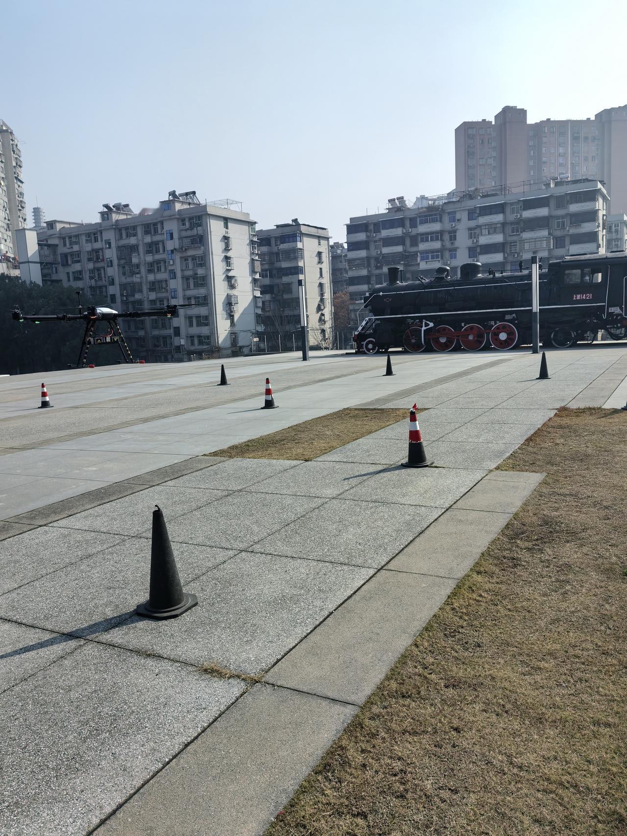 中国经济总量突破140万亿元，这绝对是个超厉害的成就！这数字背后，是无数企业的拼