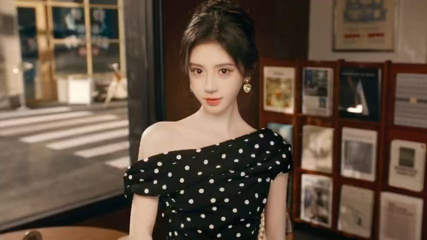 鞠婧祎春意穿搭鞠婧祎把春天穿身上了 哇！鞠婧祎把春天穿身上啦！扑面而来的春意，每