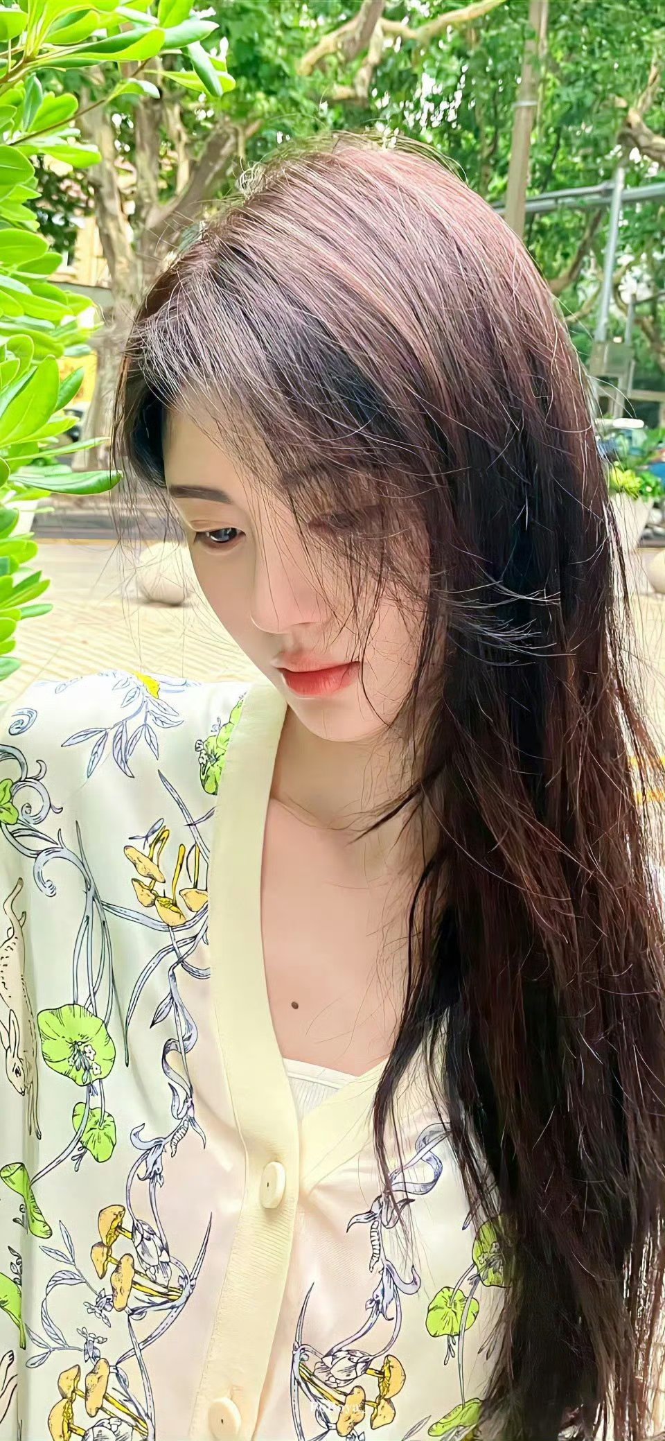 鞠婧祎的一百个优点1.美丽2.有趣3.聪明4.真诚5.可爱6.乐于助人7.勇敢8